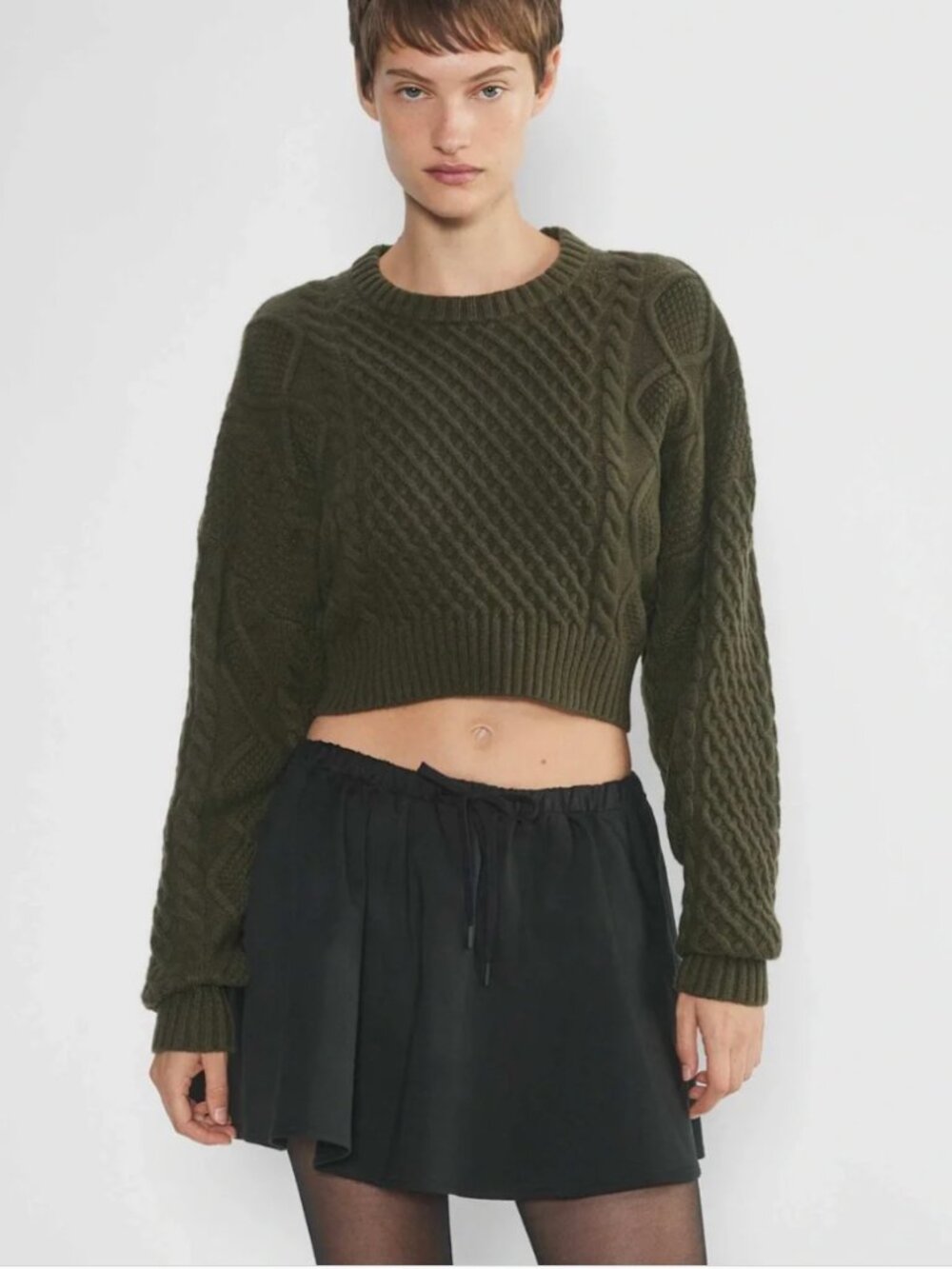 Aritzia Peggy Cropped Cable Knit Sweater - Olive XXS